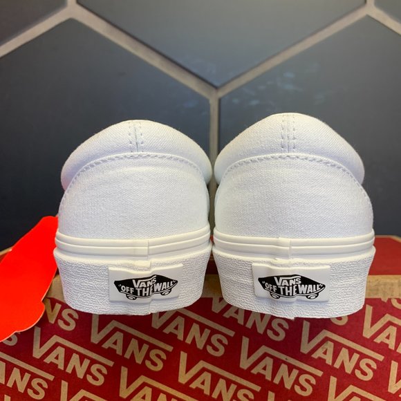 Vans Classic Slip On White Canvas Skate Shoe (MS) - Picture 4 of 5
